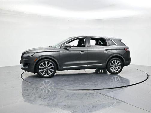 2019 Lincoln Nautilus Select