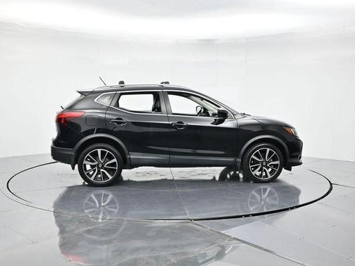 2017 Nissan Rogue Sport SL