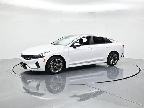 2023 Kia K5 EX