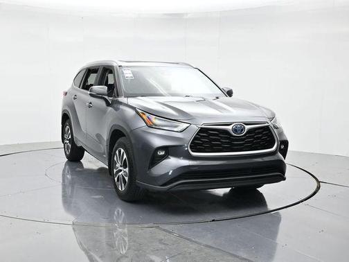 2023 Toyota Highlander Hybrid XLE