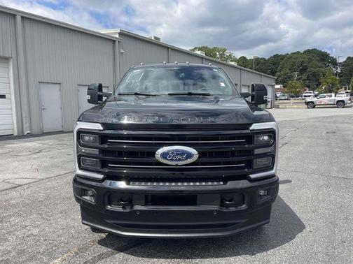 2025 Ford F-250 Platinum