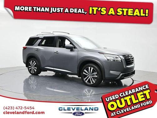 2024 Nissan Pathfinder Platinum