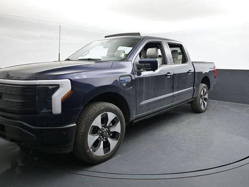 2025 Ford F-150 Lightning Platinum
