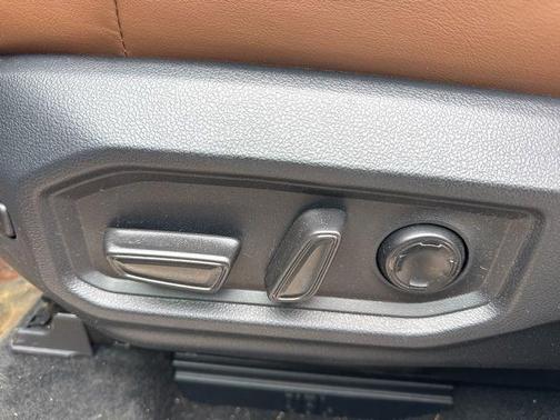 2025 Toyota Tundra Hybrid 1794 Edition