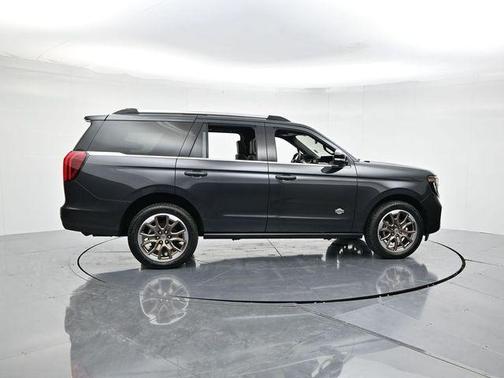 2025 Ford Expedition King Ranch