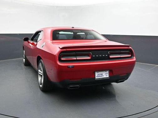 2017 Dodge Challenger SXT