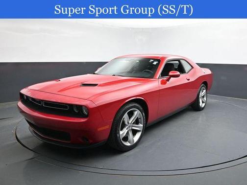 2017 Dodge Challenger SXT