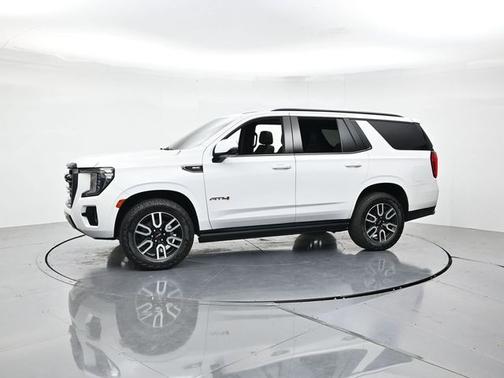 Summit White 2023 GMC Yukon AT4