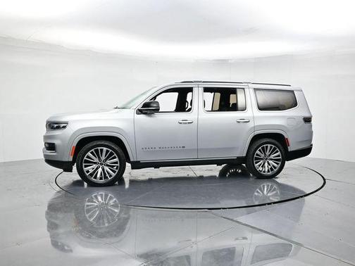 2023 Jeep Grand Wagoneer Series III