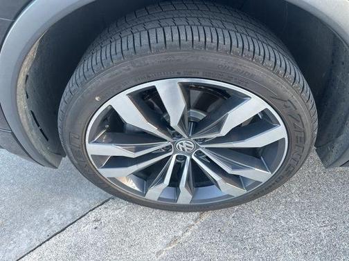 2021 Volkswagen Tiguan 2.0T SEL Premium R-Line