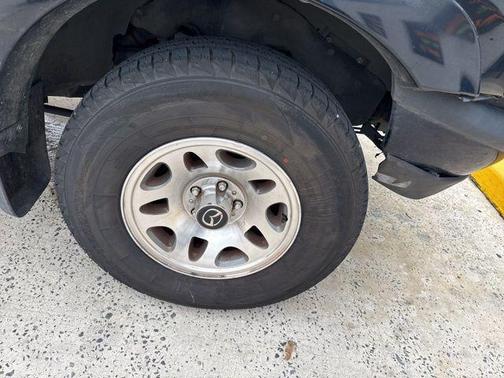 2002 Mazda B3000 DS