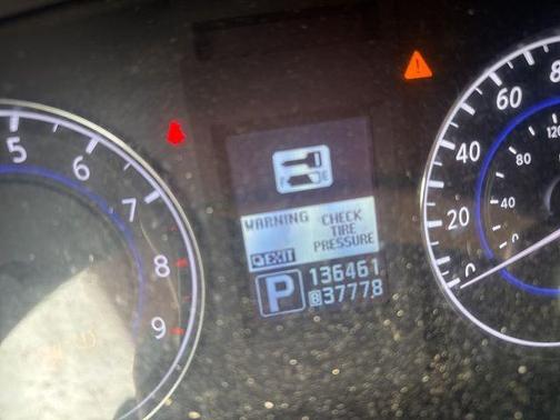 2012 INFINITI G37 Journey