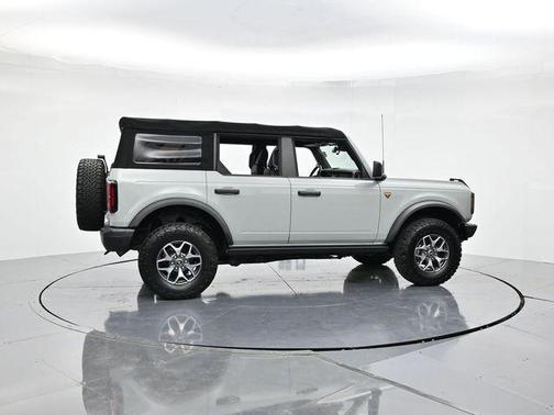 2021 Ford Bronco Badlands