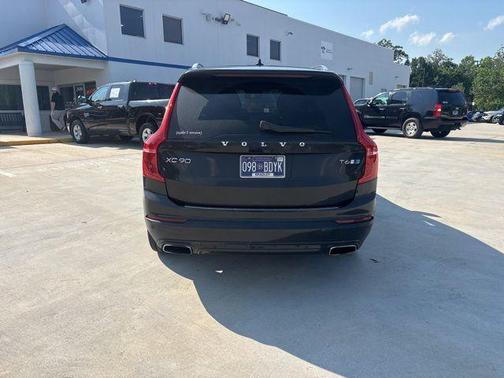 2018 Volvo XC90 T6 R-Design