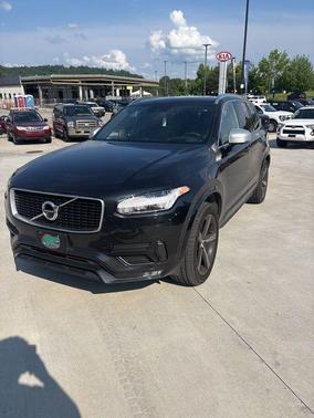 2018 Volvo XC90 T6 R-Design