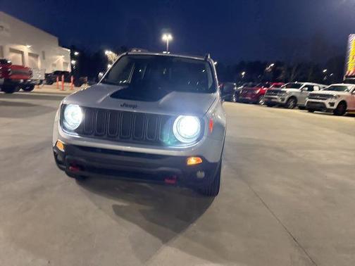 2016 Jeep Renegade Trailhawk