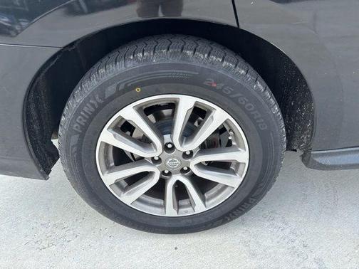 2015 Nissan Pathfinder SV