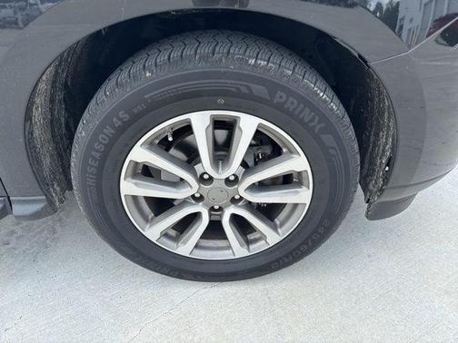 2015 Nissan Pathfinder SV