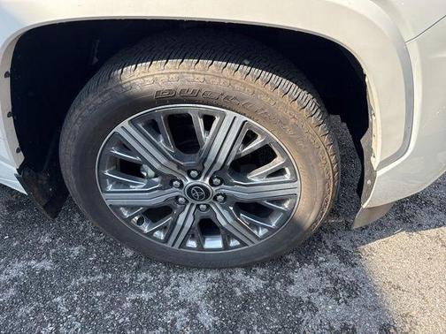 2024 Toyota Sequoia Capstone