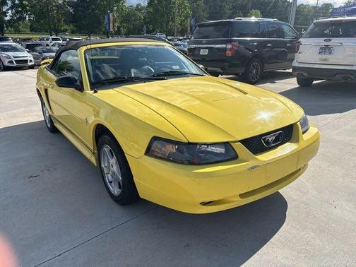 2003 Ford Mustang