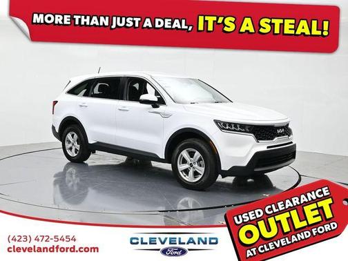 2022 Kia Sorento LX