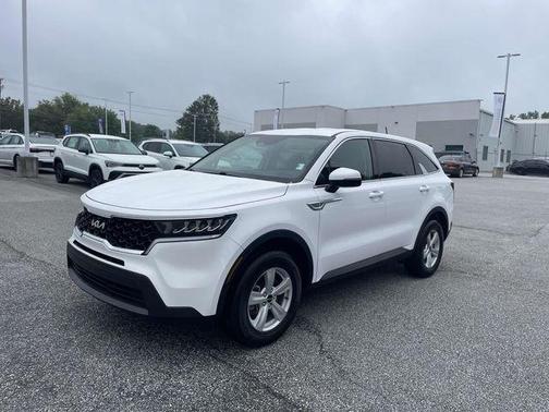 2022 Kia Sorento LX