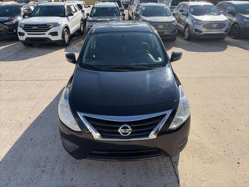 2016 Nissan Versa 1.6 SV