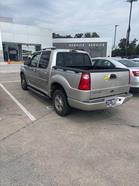2004 Ford Explorer Sport Trac XLS