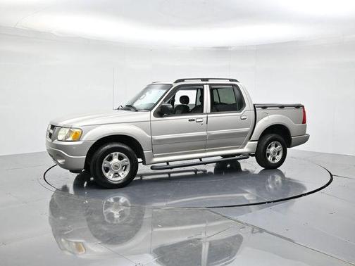 2004 Ford Explorer Sport Trac XLS