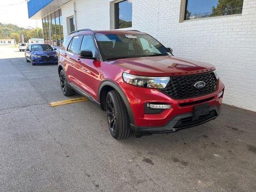 2021 Ford Explorer ST