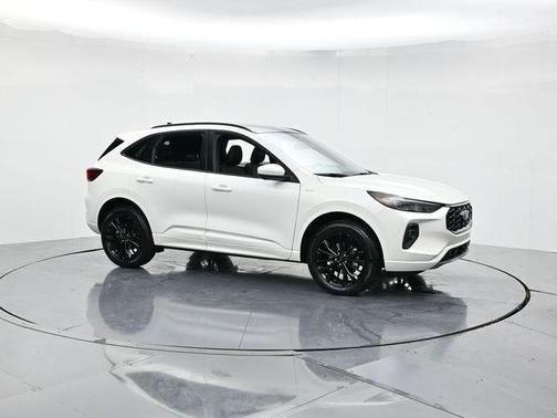 2026 Ford Escape ST-Line Elite