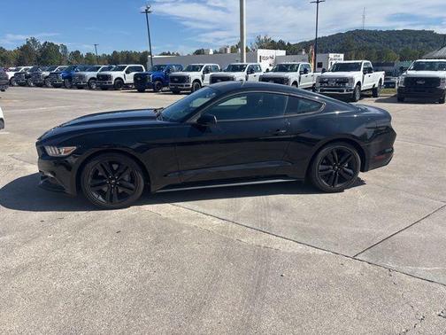 2017 Ford Mustang EcoBoost