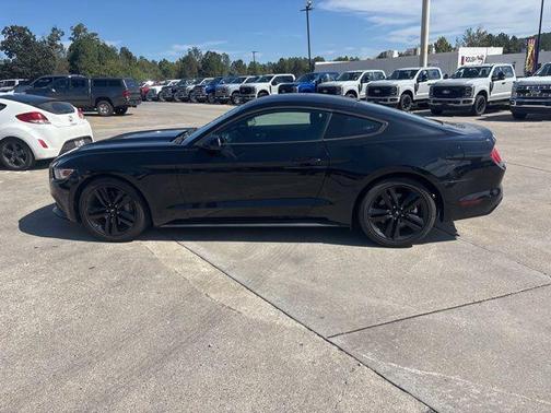 2017 Ford Mustang EcoBoost