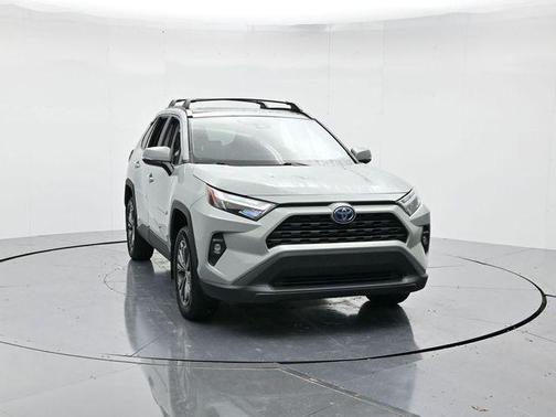2022 Toyota RAV4 Hybrid XLE Premium