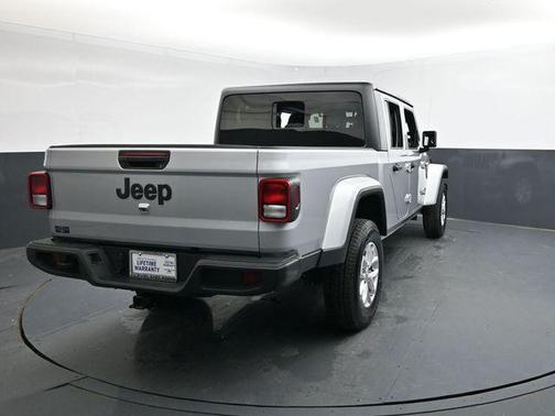 2023 Jeep Gladiator Sport