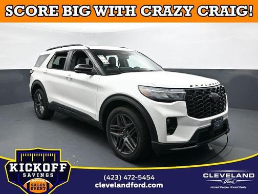 2025 Ford Explorer ST-Line