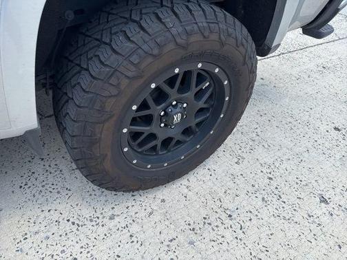 2016 GMC Canyon SLE
