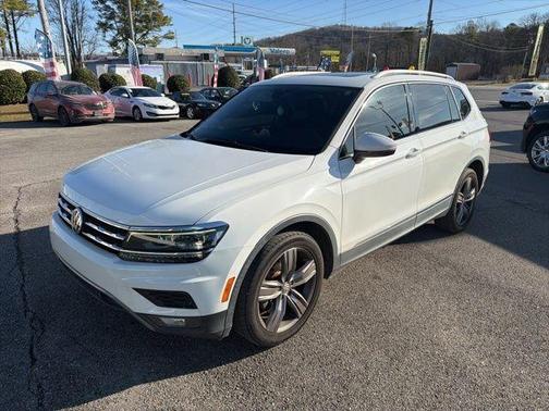 2018 Volkswagen Tiguan 2.0T SEL Premium