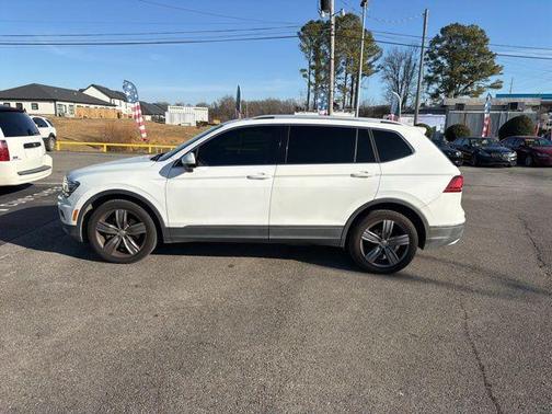 2018 Volkswagen Tiguan 2.0T SEL Premium