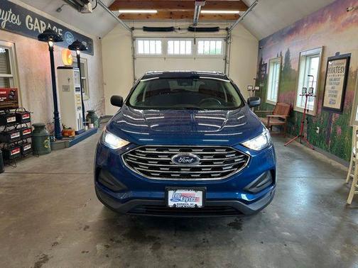 2020 Ford Edge SE