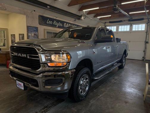 2019 RAM 2500 Big Horn Crew Cab 4x4 8' Box