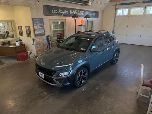 2022 Hyundai KONA Limited