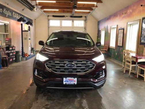 2022 Ford Edge SEL