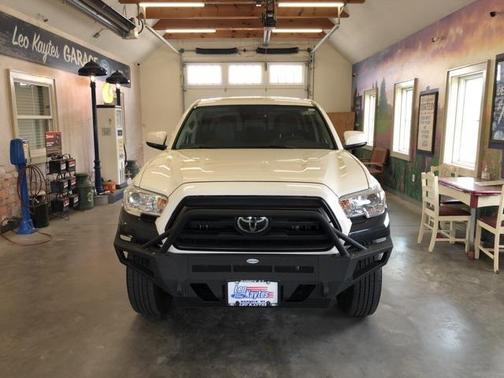 2022 Toyota Tacoma SR5