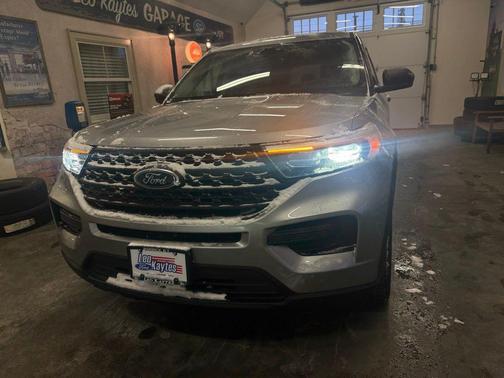 2021 Ford Explorer Base