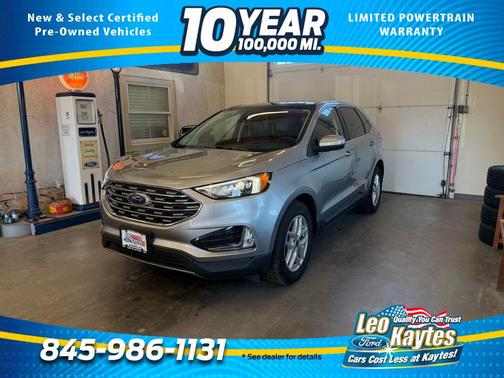 Iconic Silver Metallic 2022 Ford Edge SEL