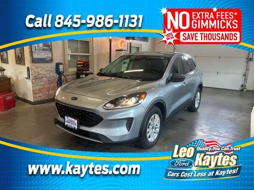 2022 Ford Escape SE