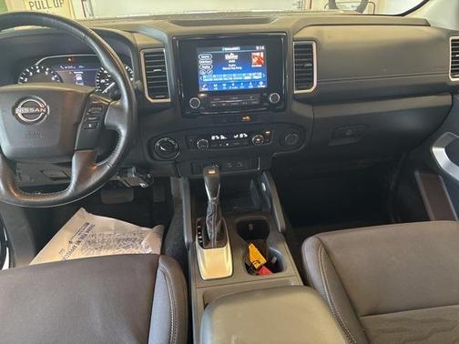 2022 Nissan Frontier SV