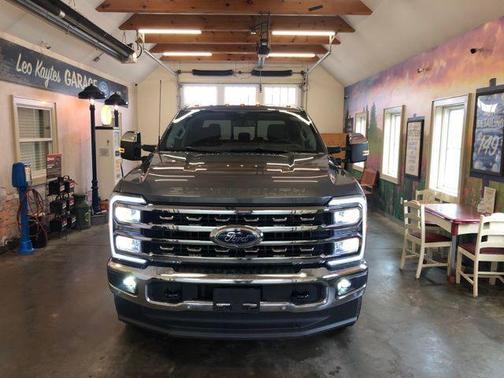 2025 Ford F-350 Lariat