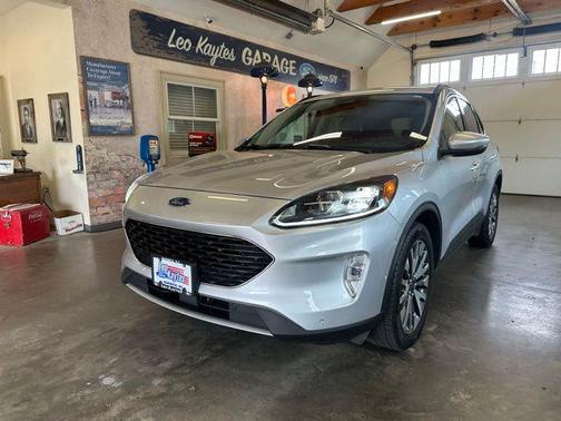 2020 Ford Escape Titanium
